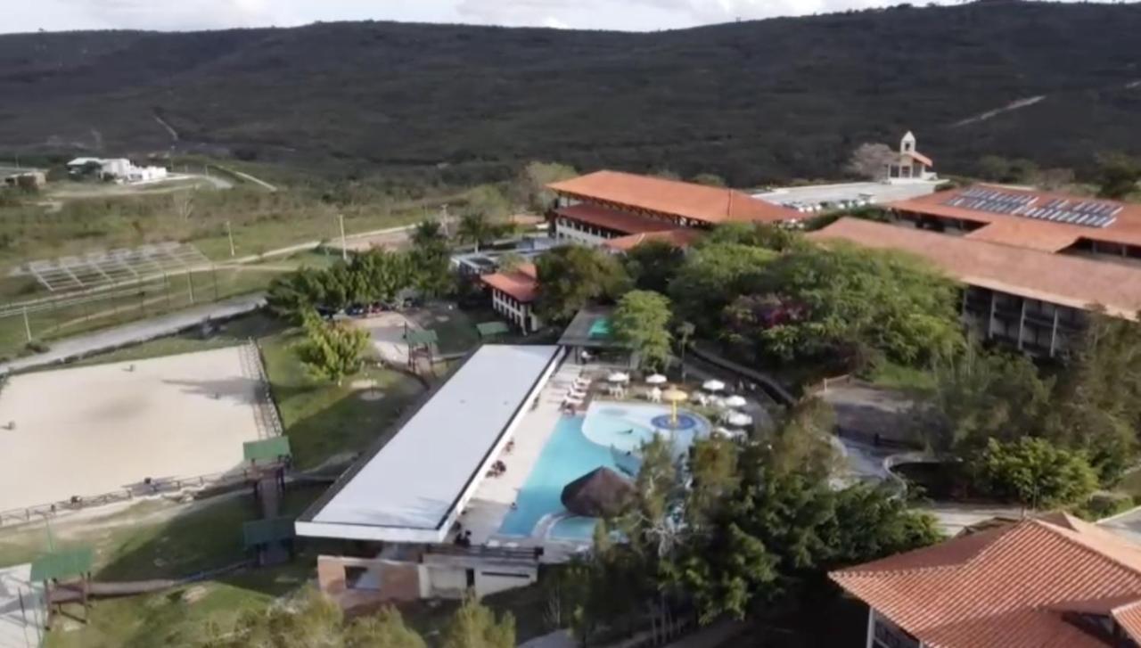 Flat Grande Em Hotel Fazenda Monte Castelo - Gravata - Saire Kültér fotó